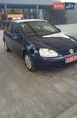 Хэтчбек Volkswagen Golf 2006 в Луцке