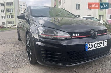 Хэтчбек Volkswagen Golf 2017 в Харькове