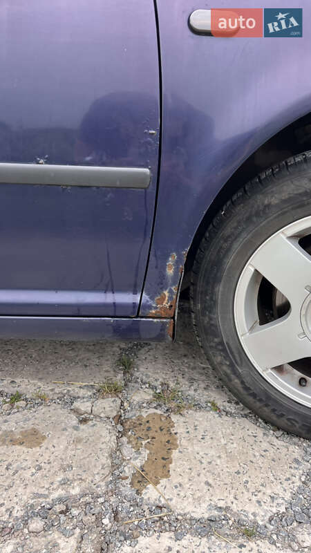 Универсал Volkswagen Golf 2003 в Буске фото 10 Универсал Volkswagen Golf 2003 в Буске