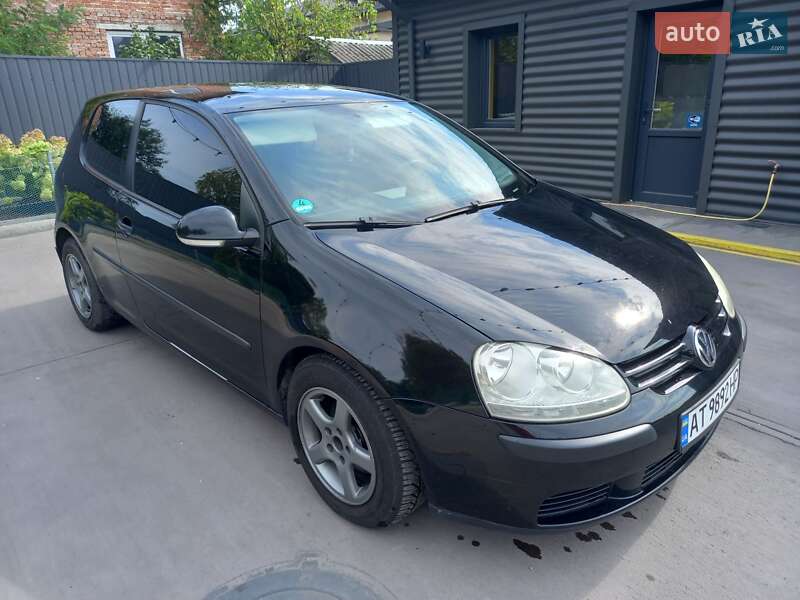 Volkswagen Golf 2004