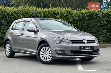 Хэтчбек Volkswagen Golf 2013 в Киеве