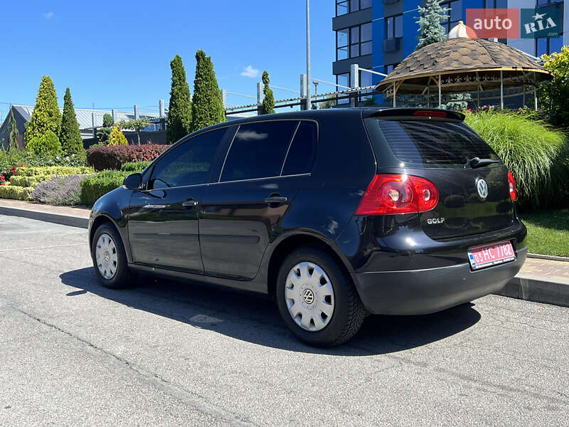 Volkswagen Golf 2005