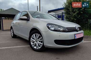 Хетчбек Volkswagen Golf 2010 в Луцьку
