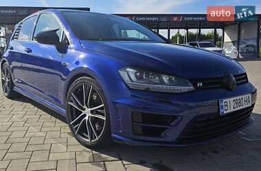 Хетчбек Volkswagen Golf 2016 в Чернівцях