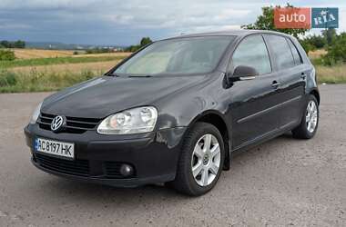 Хэтчбек Volkswagen Golf 2007 в Ровно