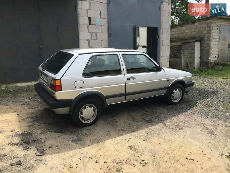 Хэтчбек Volkswagen Golf 1989 в Ковеле