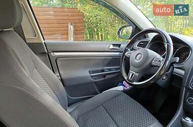 Універсал Volkswagen Golf 2011 в 