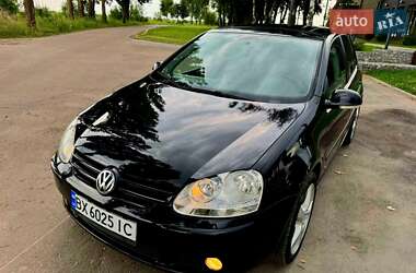 Хетчбек Volkswagen Golf 2006 в Тростянці
