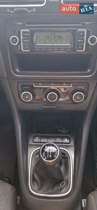 Універсал Volkswagen Golf 2011 в Корсунь-Шевченківському