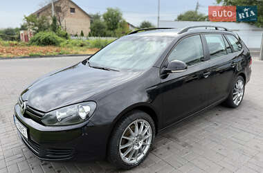 Універсал Volkswagen Golf 2010 в Києві