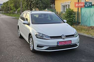 Универсал Volkswagen Golf 2019 в Мукачево
