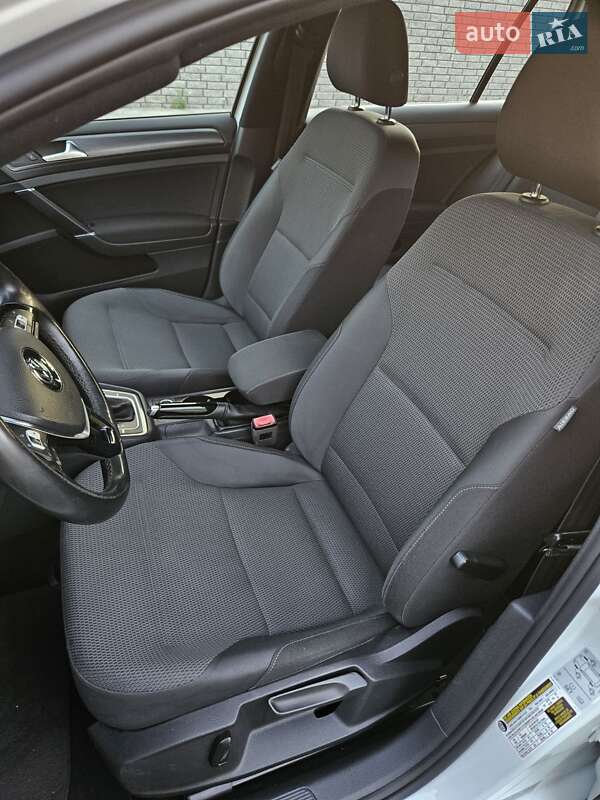 Універсал Volkswagen Golf 2019 в Мукачевому фото 14 Універсал Volkswagen Golf 2019 в Мукачевому