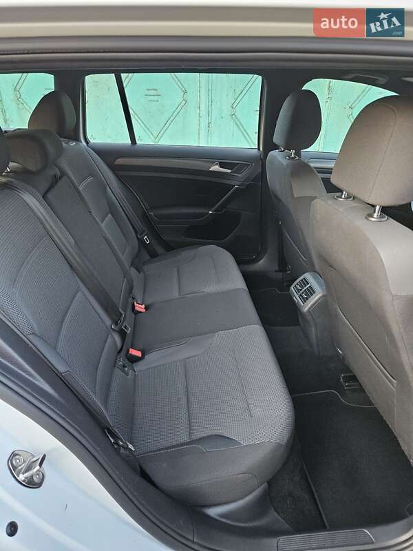Універсал Volkswagen Golf 2019 в Мукачевому фото 23 Універсал Volkswagen Golf 2019 в Мукачевому