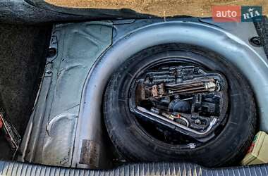 Хэтчбек Volkswagen Golf 2003 в Львове