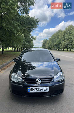Хетчбек Volkswagen Golf 2003 в Сумах