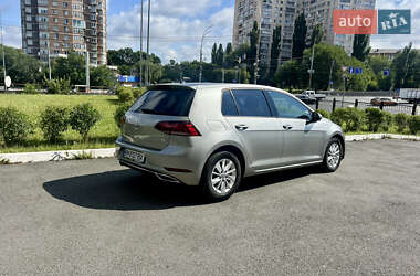 Хэтчбек Volkswagen Golf 2018 в 