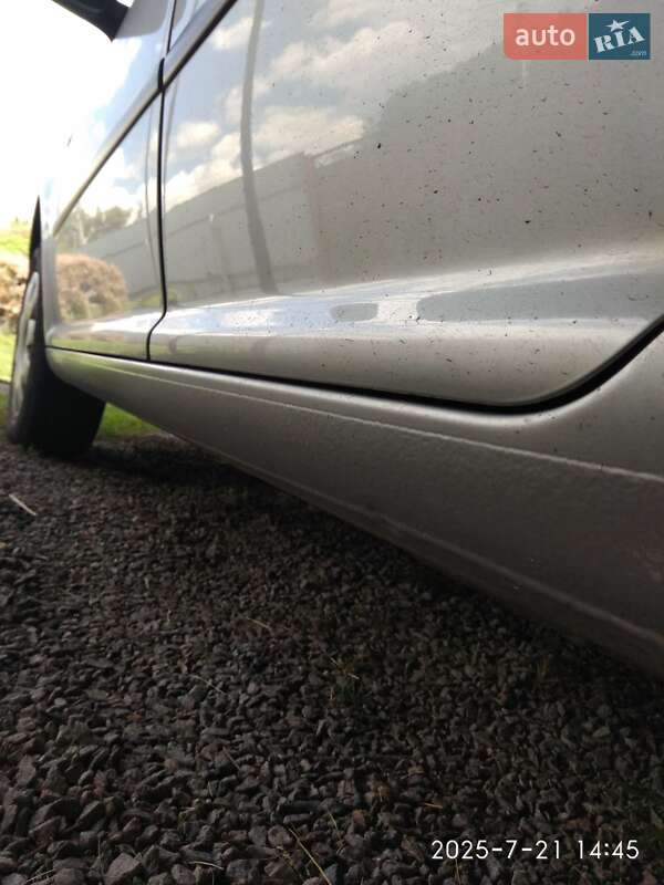 Універсал Volkswagen Golf 2003 в Житомирі