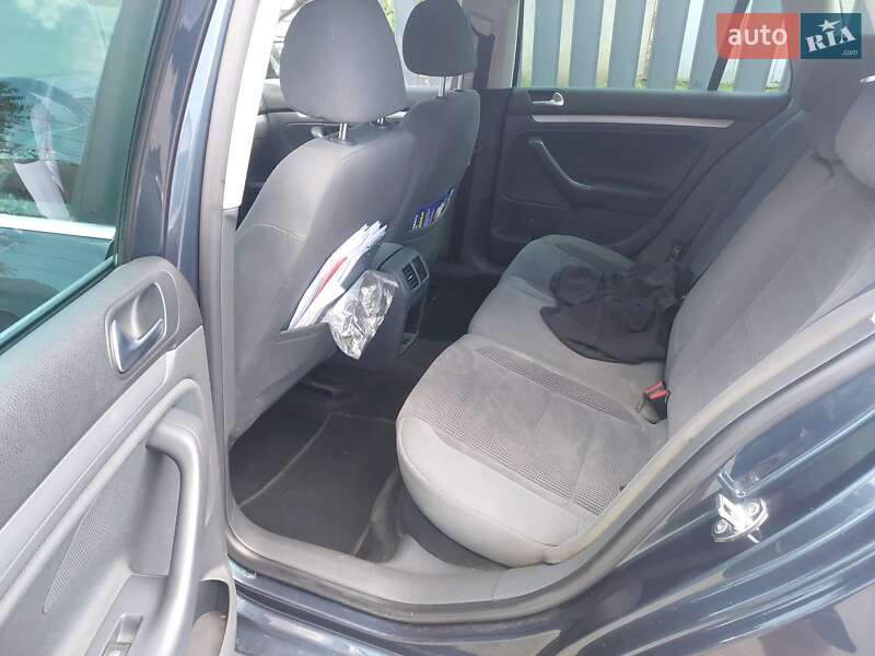 Універсал Volkswagen Golf 2007 в Сваляві