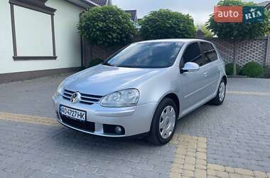 Хетчбек Volkswagen Golf 2006 в Тульчині