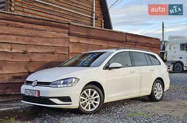 Универсал Volkswagen Golf 2019 в Шепетовке