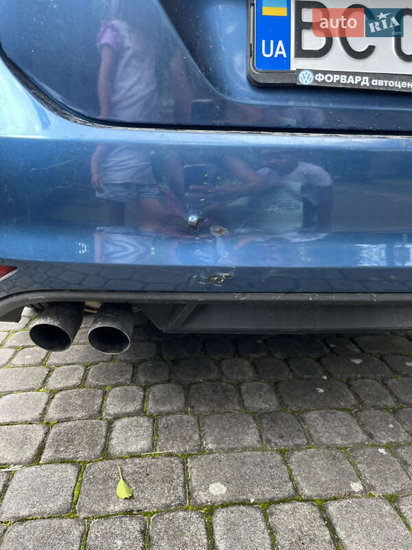 Універсал Volkswagen Golf 2015 в Дрогобичі