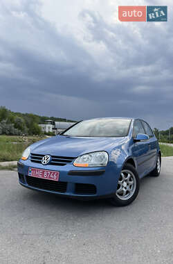 Хетчбек Volkswagen Golf 2005 в Дніпрі