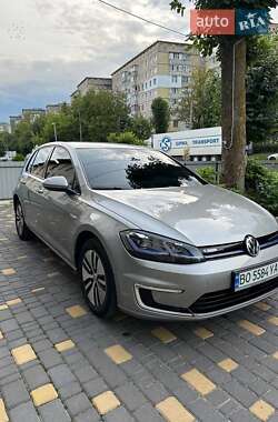 Хэтчбек Volkswagen Golf 2018 в Тернополе