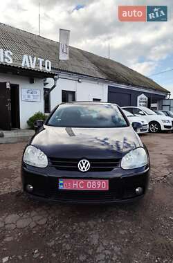 Хэтчбек Volkswagen Golf 2008 в 
