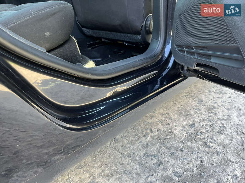 Хетчбек Volkswagen Golf 2009 в Бердичеві