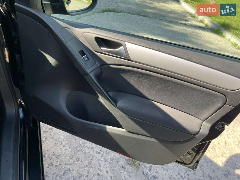 Хетчбек Volkswagen Golf 2009 в Бердичеві