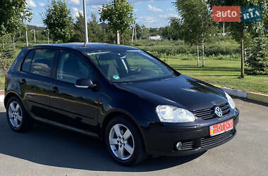 Хэтчбек Volkswagen Golf 2008 в Ирпене