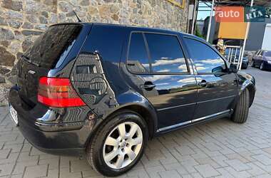 Хэтчбек Volkswagen Golf 2001 в Виннице