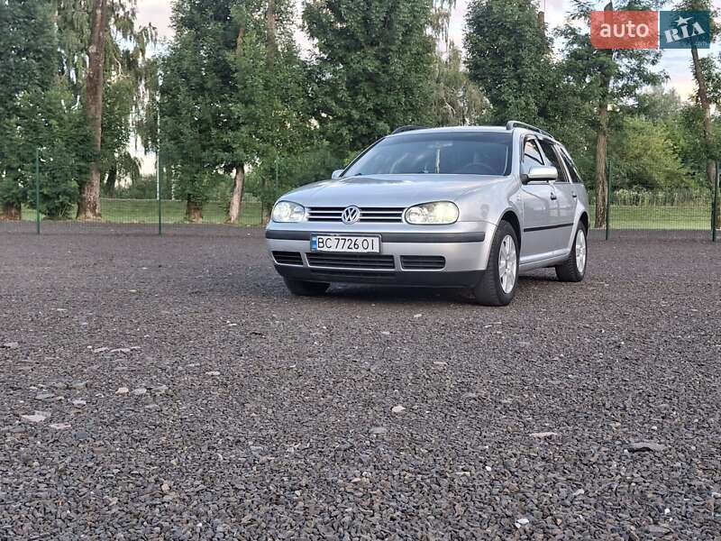 Volkswagen Golf 2003