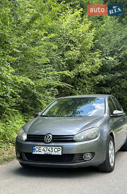 Хетчбек Volkswagen Golf 2012 в Чернівцях