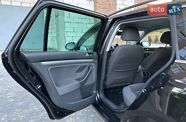 Универсал Volkswagen Golf 2009 в 