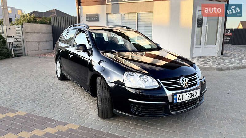 Универсал Volkswagen Golf 2008 в Киеве