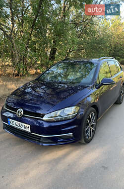 Універсал Volkswagen Golf 2018 в Кривому Розі