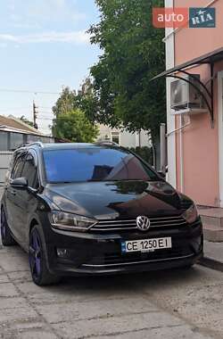 Хэтчбек Volkswagen Golf 2016 в Черновцах