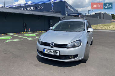 Универсал Volkswagen Golf 2010 в Чернигове
