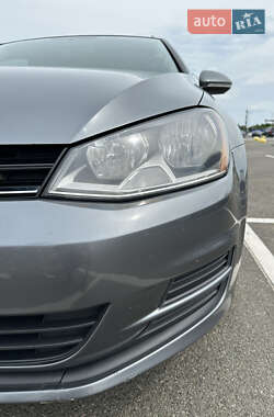 Универсал Volkswagen Golf 2015 в 