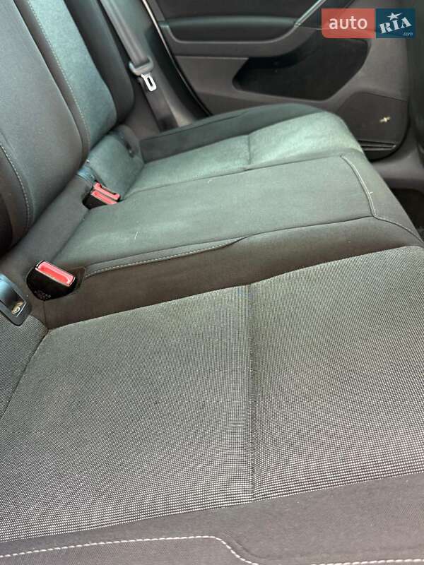 Універсал Volkswagen Golf 2014 в Хмільнику