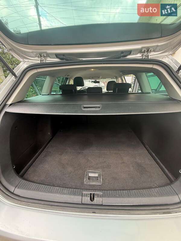 Універсал Volkswagen Golf 2014 в Хмільнику