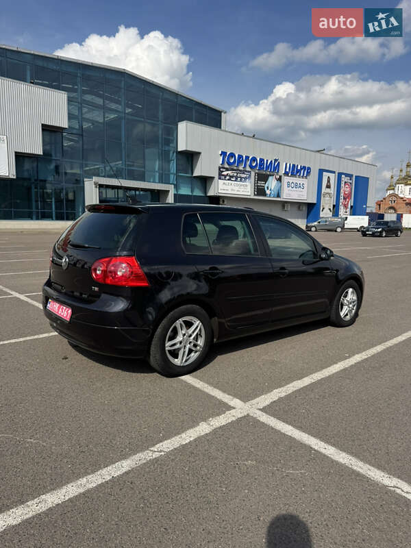 Хэтчбек Volkswagen Golf 2008 в Ковеле