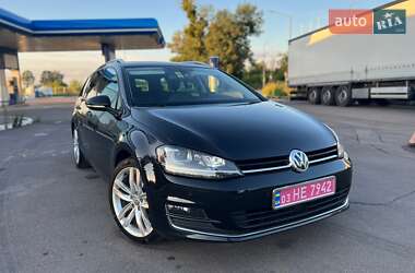 Универсал Volkswagen Golf 2014 в Ровно