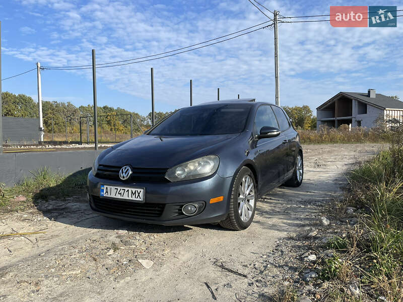 Хетчбек Volkswagen Golf 2012 в Києві