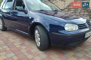Хэтчбек Volkswagen Golf 2002 в Тернополе