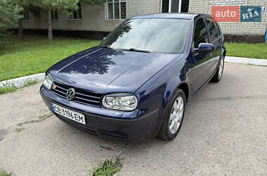 Хэтчбек Volkswagen Golf 2001 в Нежине
