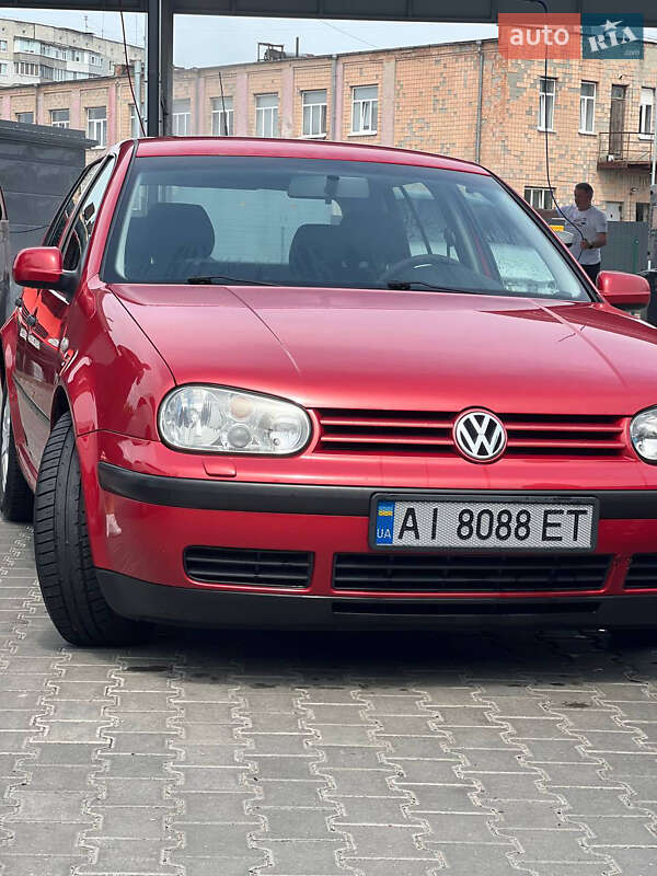 Volkswagen Golf 2002