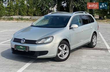 Универсал Volkswagen Golf 2010 в Киеве