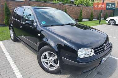 Хэтчбек Volkswagen Golf 2002 в Виннице